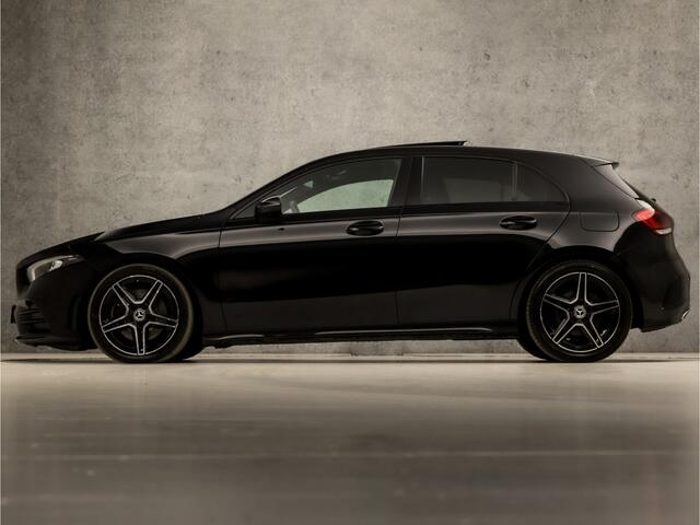 Mercedes-Benz A-KLASSE 220 AMG Sport 191Pk Automaat (SCHUIFDAK, SFEERVERLICHTING, APPLE CARPLAY, GROOT NAVI, LEDER/ALCANTARA, STOELVERWARMING, WIDESCREEN, CAMERA, NIEUWSTAAT)