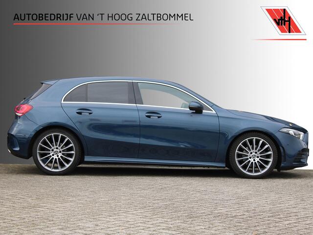 Mercedes-Benz A-KLASSE 180 AUT7 AMG LINE 19'' SFEER WIDESCREEN CAMERA <<NL AUTO>>