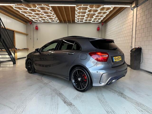 Mercedes-Benz A-KLASSE 180 AMG Night Edition Plus PANO/AMG/CAMERA