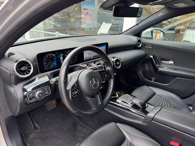 Mercedes-Benz A-KLASSE 180 Business Solution