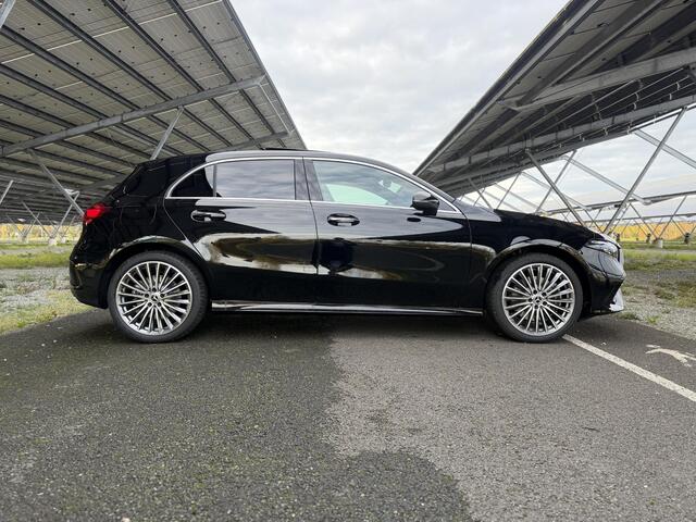 Mercedes-Benz A-KLASSE 250e Business Solution AMG | Panoramaschuifdak | Stoelverwarming | Achteruitrijcamera | MULTIBEAM LED |