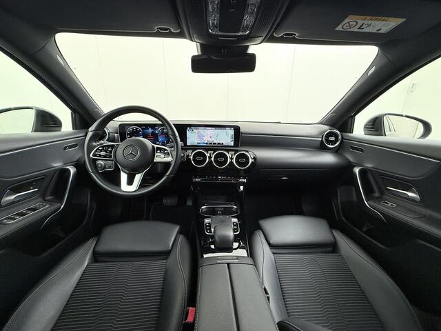 Mercedes-Benz A-KLASSE 180 d Business Solution Automaat MBUX Led Automaat BTW