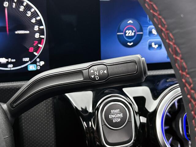 Mercedes-Benz A-KLASSE 250 e Business Solution AMG | Nightpakket | Panoramaschuifdak | Multibeam LED | Stoelverwarming voor | Smartphone Integratie | Sfeerverlichting | KEYLESS GO |