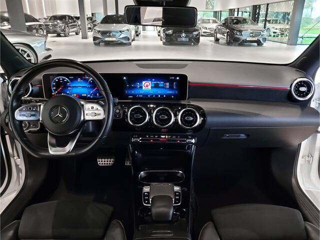 Mercedes-Benz A-KLASSE 180 d AMG Night|Panorama|Widescreen|LED|MBUX Aut7