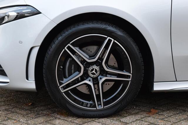 Mercedes-Benz A-KLASSE 250 e AMG Line