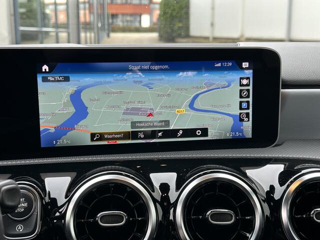 Mercedes-Benz A-KLASSE 220 Advantage | Pano-Dak/Carplay/Navi/Camera/18-inch