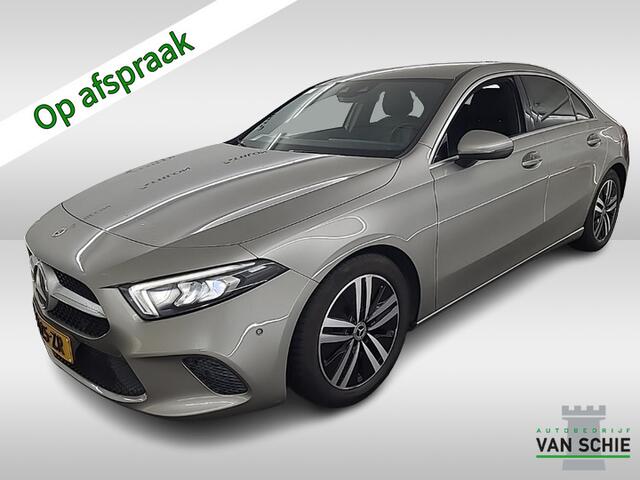 Mercedes-Benz A-KLASSE 200 Business Solution Luxury 1e-Eig. & Dealer-Onderh. BOVAG-Garantie. NL-Auto.