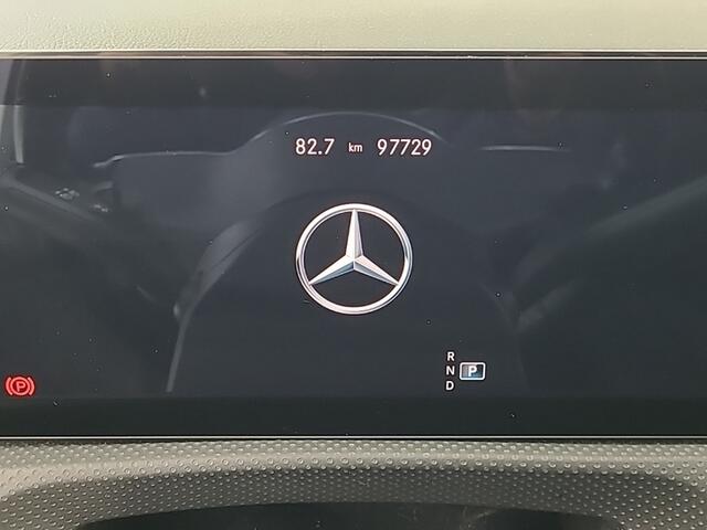 Mercedes-Benz A-KLASSE 200 Business Solution Luxury 1e-Eig. & Dealer-Onderh. BOVAG-Garantie. NL-Auto.