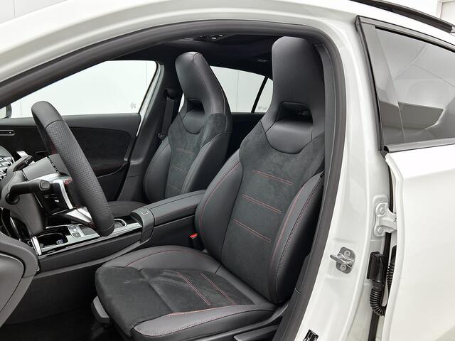 Mercedes-Benz A-KLASSE 250 e Business Solution AMG | Nightpakket | Smartphone-integratie | Multibeam LED | Panoramaschuifdak | Stoelverwarming voor | Extra USB-poorten | KEYLESS GO |