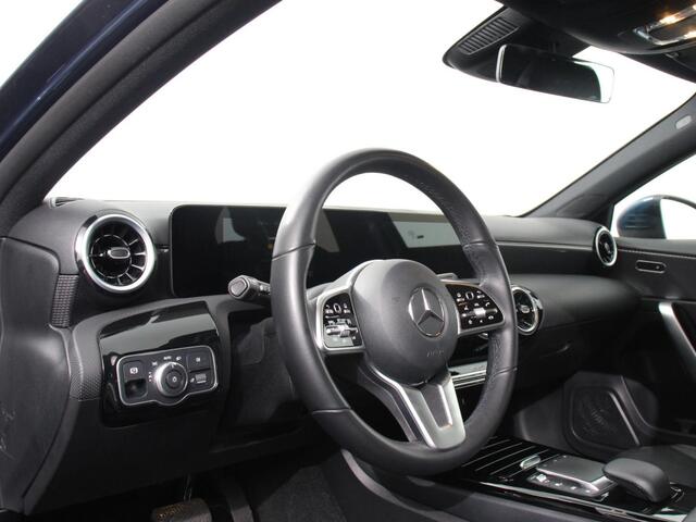 Mercedes-Benz A-KLASSE 200 163pk DCT Progressive | DEMO ! | Navigatie Parkeersensoren Camera Cruise Control Stoelverwarming Ledverlichting Climate Control