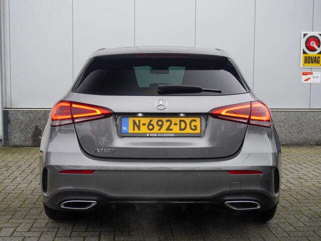 Mercedes-Benz A-KLASSE 180 Bns-Solution AMG Widescreen | Sfeerverlichting | Camera | Le
