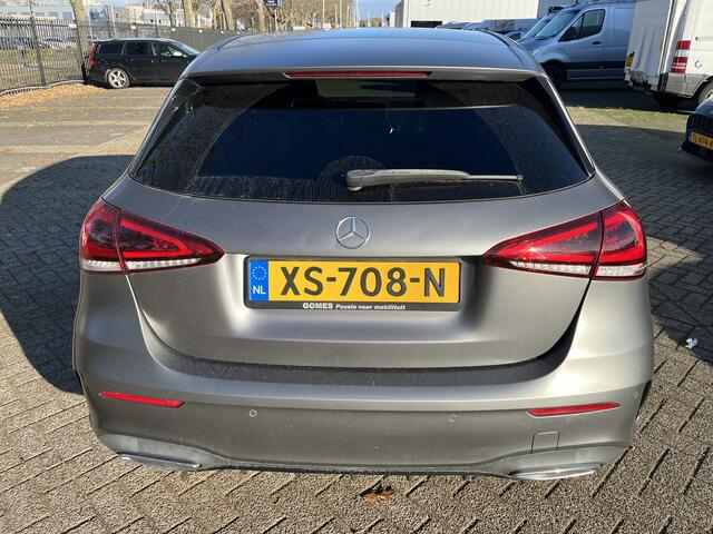 Mercedes-Benz A-KLASSE 180 Business Solution AMG Night Upgrade | NL AUTO | 12MND GARANTIE | PANO DAK | PDC | CRUISE | CARPLAY |