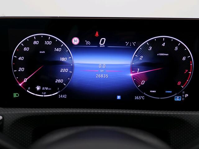 Mercedes-Benz A-KLASSE 180 AMG Star Edition AMG Line | Ledkoplampen | Apple CarPlay | Licht- en zicht pakket | Keyless-Go | Spiegel Pakket | Stoelverwarming. Inclusief 24 maanden MB Certified garantie voor Europa.