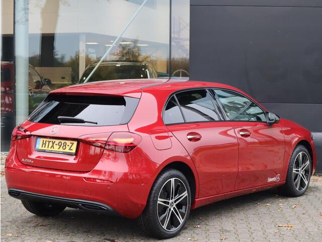 Mercedes-Benz A-KLASSE 250 e Star Edition AMG Line
