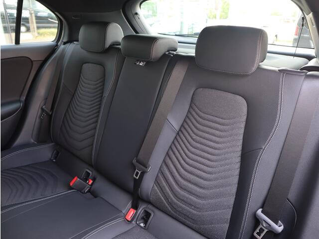 Mercedes-Benz A-KLASSE 180 Star Edition