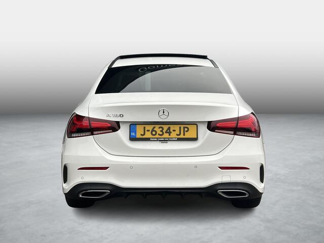 Mercedes-Benz A-KLASSE 180 Business Solution AMG | Panoramadak | Cruise Control | Stoelverwarming