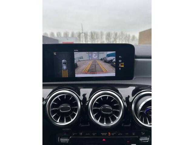 Mercedes-Benz A-KLASSE 250 e Business Solution AMG Limited | Stoelverwarming | Half leder | Camera