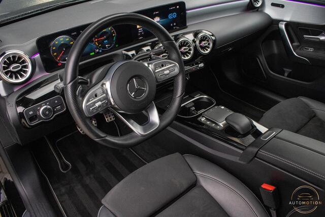 Mercedes-Benz A-KLASSE 250e Business AMG Lim PANO MEMORY CAMERA STOELVERWARMING