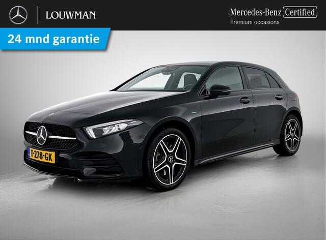 Mercedes-Benz A-KLASSE 250 e Business Solution AMG Limited 5 Spaaks lichten metalen | MBUX wide screen | Navigatie | Parking support met camera achter | Inclusief 24 maanden MB Certified garantie voor Europa.