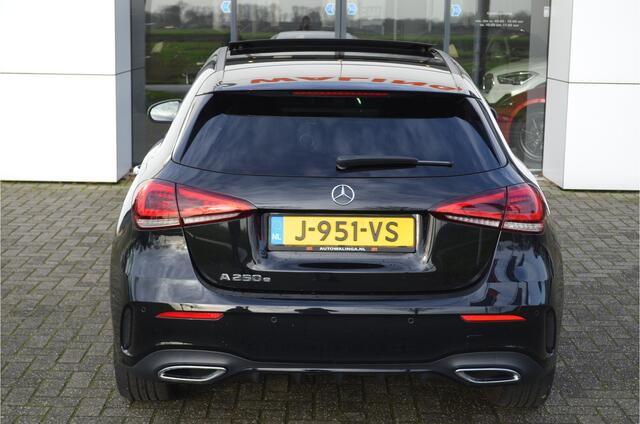 Mercedes-Benz A-KLASSE 250 e AMG Limited Panoramadak | Sfeerv. | Elek.St.geheugen | Camera | Carplay | Mbux