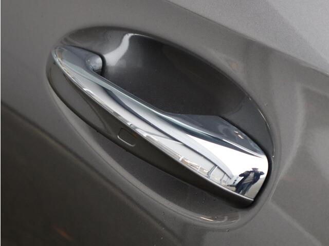 Mercedes-Benz A-KLASSE 180 Business Solution AMG