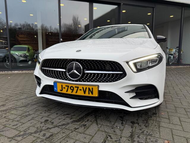 Mercedes-Benz A-KLASSE 220 4-MATIC Premium+ AMG,LED,Widescreen,Clima,Cruise,Dealer OH,