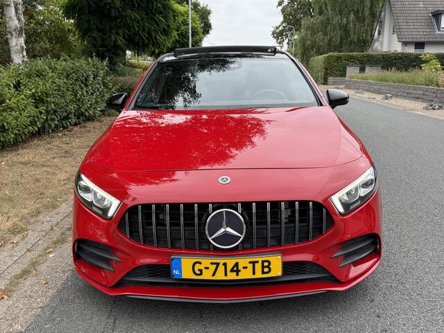 Mercedes-Benz A-KLASSE 200 AMG 163PK AutomaatoPanooBurmester