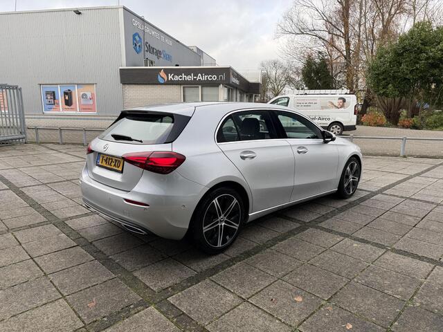 Mercedes-Benz A-KLASSE 180 Aut. Luxury Line | Navi | Camera | Leder |