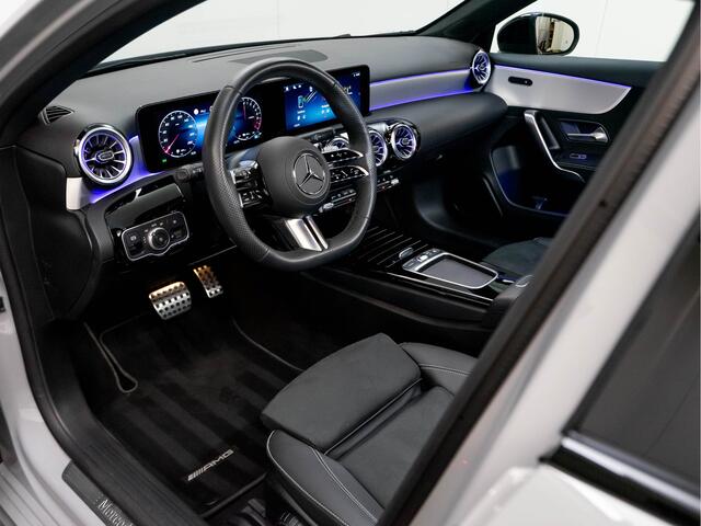 Mercedes-Benz A-KLASSE 250 e AMG Line | Night | Alpine Grijs | Keyless-Go | Trekhaak | Verwarmd stuurwiel