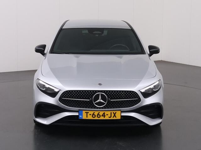 Mercedes-Benz A-KLASSE 180 AMG Line | Premium pack | Night pakket | Stoelverwarming |