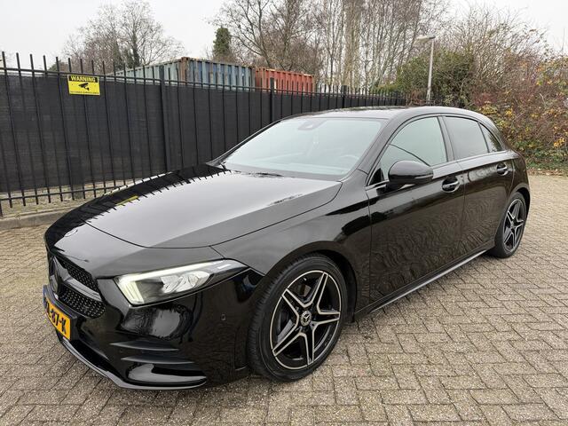 Mercedes-Benz A-KLASSE 180 d Automaat Premium Black Edition