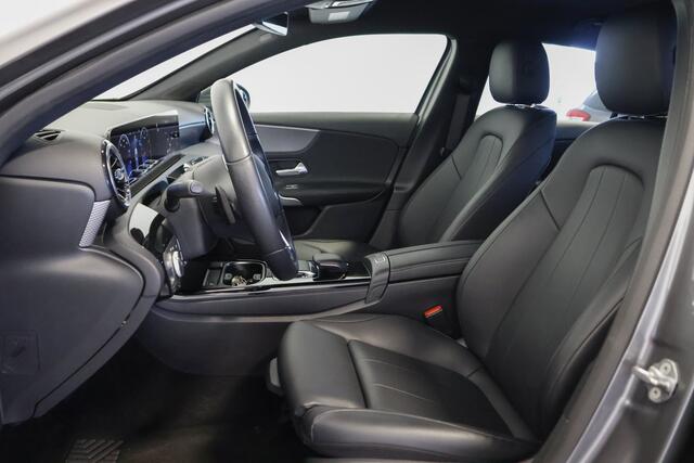 Mercedes-Benz A-KLASSE 220 Advantage / Leder / Navi / CarPlay / Camera / Cruisecontrol