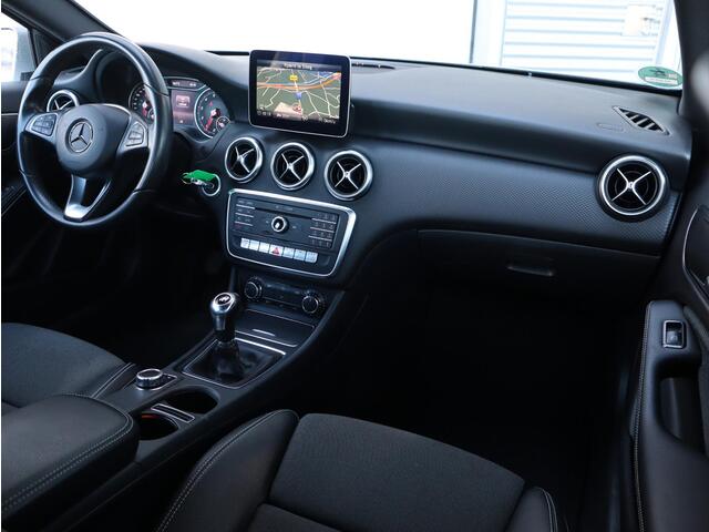 Mercedes-Benz A-KLASSE 180 Business Solution