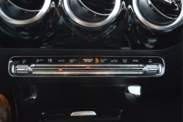 Mercedes-Benz A-KLASSE 200 Business Solution AMG NL-Auto / Clima / Sportstoelen