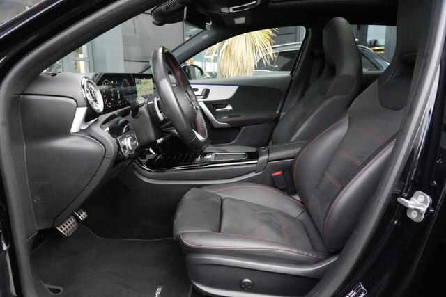 Mercedes-Benz A-KLASSE 250 e AMG Line 218pk Panoramadak/Navigatie/Camera