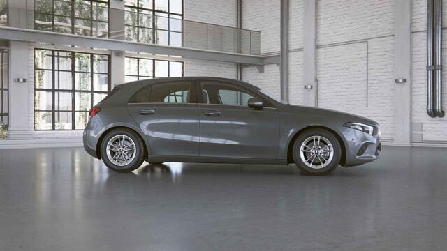 Mercedes-Benz A-KLASSE 180 d Business Solution Limited | Widescreen | Stoelverwarming | Achteruitrijcamera |