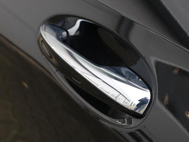 Mercedes-Benz A-KLASSE 200 AMG Line