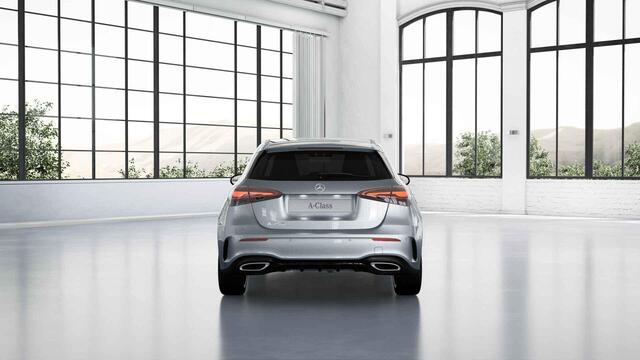 Mercedes-Benz A-KLASSE 250e Business Solution AMG | Panoramaschuifdak | Premium Plus | 19"AMG-velgen | Head-up display | Dodehoekassistent |
