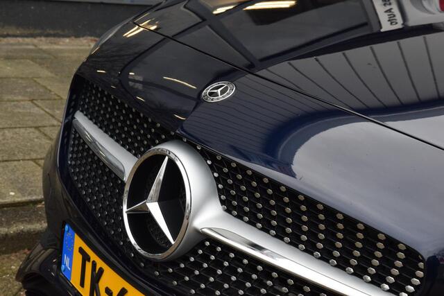 Mercedes-Benz A-KLASSE 180 Bus.Solution AMG|Cam.|Carplay|Stoelverwarm.