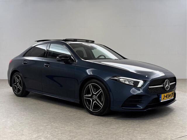 Mercedes-Benz A-KLASSE 180 AMG | Pano | Sfeerverl. | Virtual | Camera | Carplay | LED | NAP