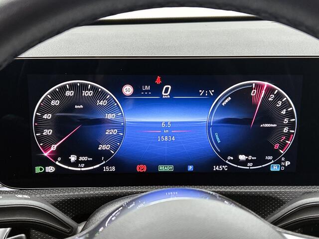 Mercedes-Benz A-KLASSE 250 e Plug-In Hybride Luxury | Trekhaak | Distronic | Keyless Go | Alarm | Stuur- en Stoelverwarming | Dode Hoek Ass | Inclusief 24 maanden Mercedes-Benz Certified garantie voor Europa.