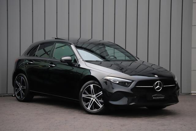 Mercedes-Benz A-KLASSE 200 Luxury Line | 163PK | Pano | Keyless-go | Sfeerverlichting | ACC | Multibeam | Widescreen | 2024.