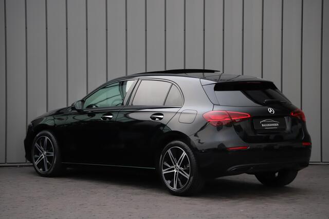 Mercedes-Benz A-KLASSE 200 Luxury Line | 163PK | Pano | Keyless-go | Sfeerverlichting | ACC | Multibeam | Widescreen | 2024.
