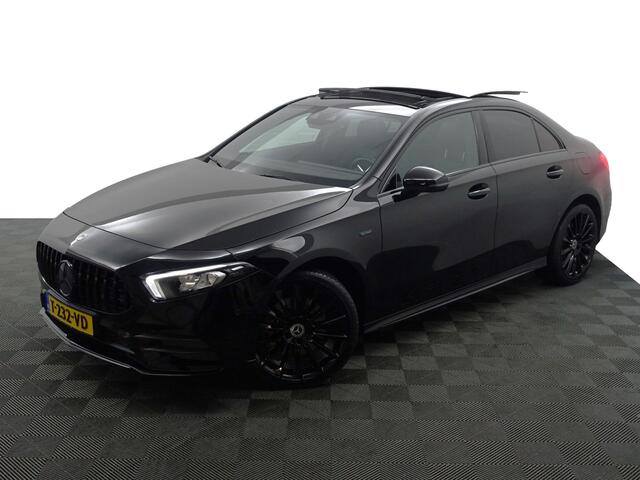 Mercedes-Benz A-KLASSE 250 e AMG Premium Plus Aut- Panoramadak, Sfeerverlichting, Carplay, Android Auto, Camera, Stoelverwarming