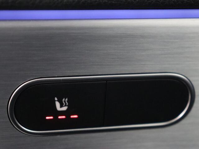 Mercedes-Benz A-KLASSE 250e AMG Limited | Panoramadak | Stoelverwarming | Matrix LED | Memory | Carplay | Keyless | Camera | Navigatie | Full LED | PHEV | Plug In