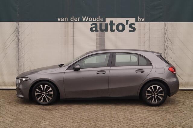 Mercedes-Benz A-KLASSE 160 Business Solution -NAVI-ECC-PDC-CAM-