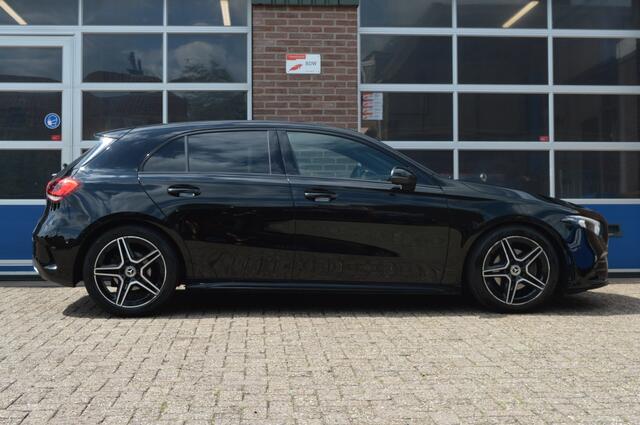 Mercedes-Benz A-KLASSE 180 Solution AMG | AUT - CAMERA - NAVI