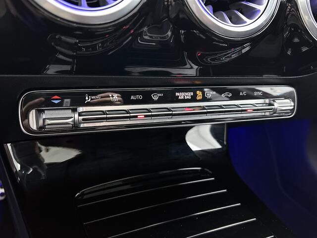 Mercedes-Benz A-KLASSE 180 Star Edition AMG Line | Nightpakket | Dodehoekassistent | Smartphone integratie | KEYLESS GO | 19 inch AMG velgen | Sfeerverlichting | Verwarmde stoelen vooraan | Panoramaschuifdak |