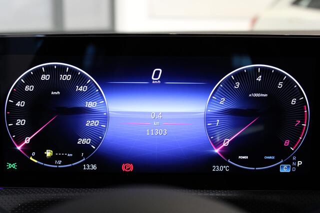 Mercedes-Benz A-KLASSE Hatchback 180 Star Edition AMG Line Panorama dak