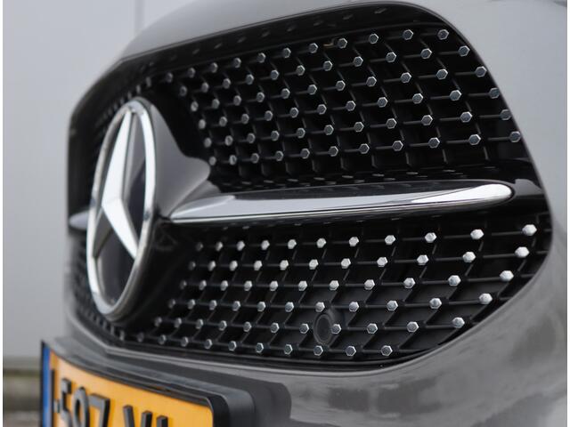 Mercedes-Benz A-KLASSE 180 AMG-Line | Sfeerverlichting | Widescreen